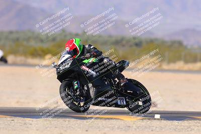 media/Dec-17-2023-CVMA (Sun) [[bf0c04832d]]/Race 3 Supersport Middleweight/